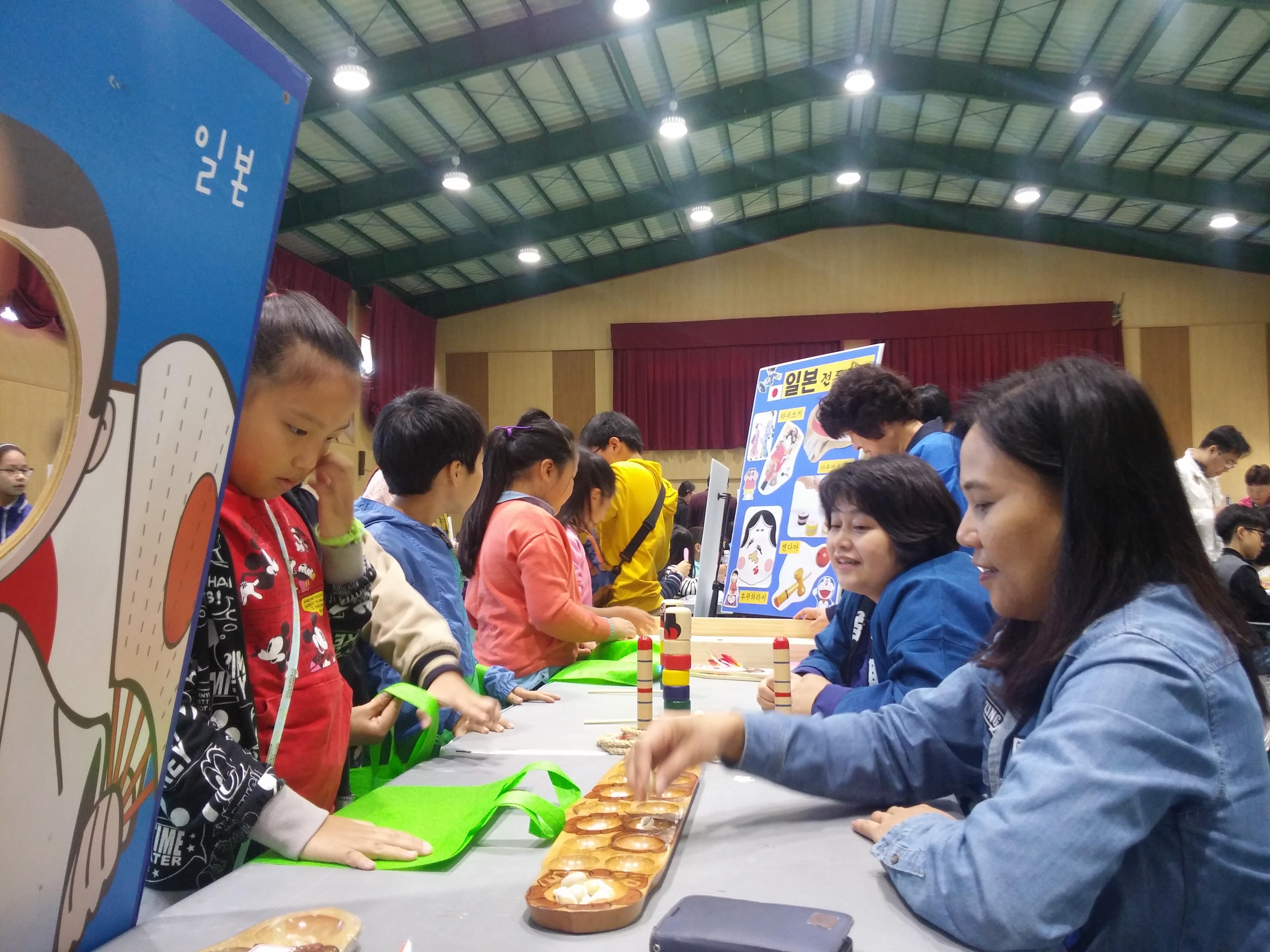 진로과학축제 - 다문화학부모회 사진